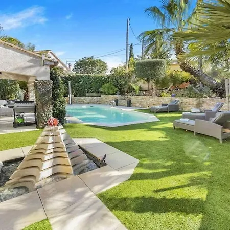 Complete Au Soleil D'azur Villa